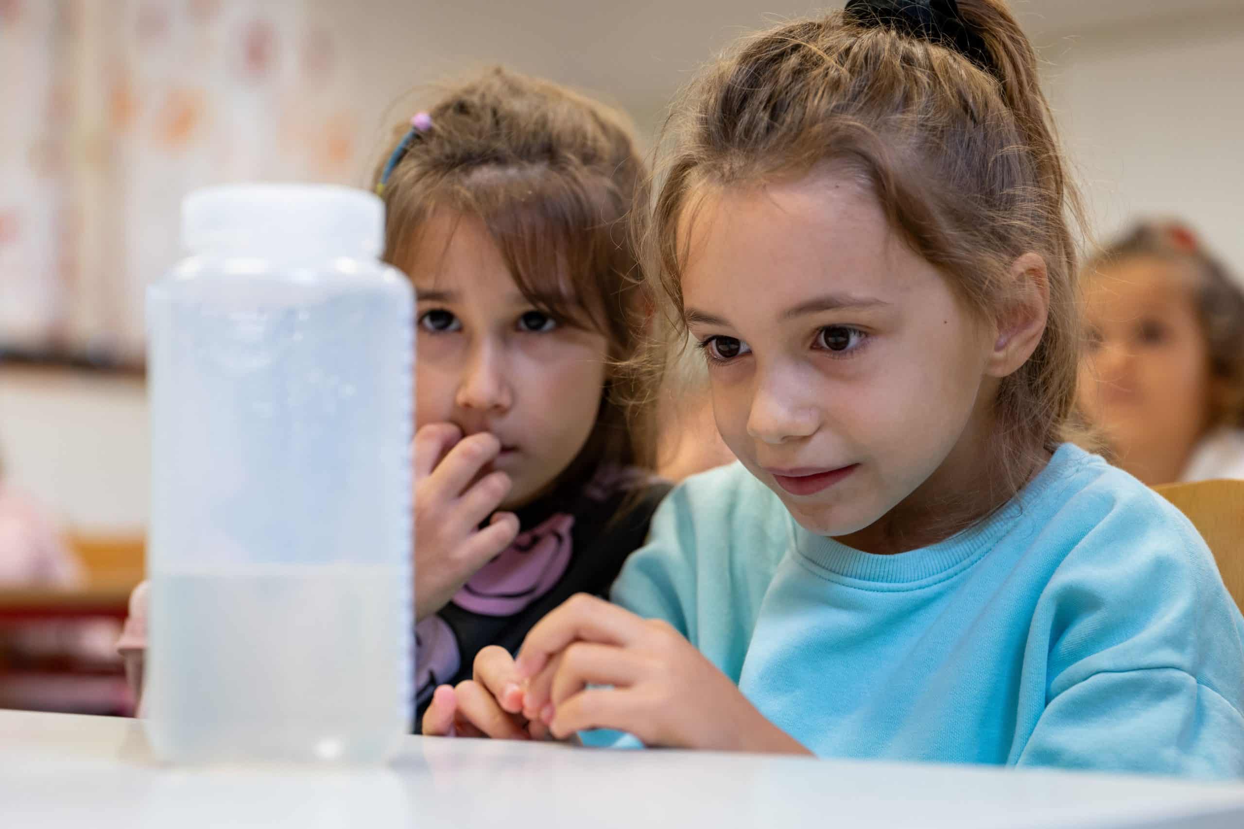 ateliers pédagogiques à destination des enfants d’Alonissos